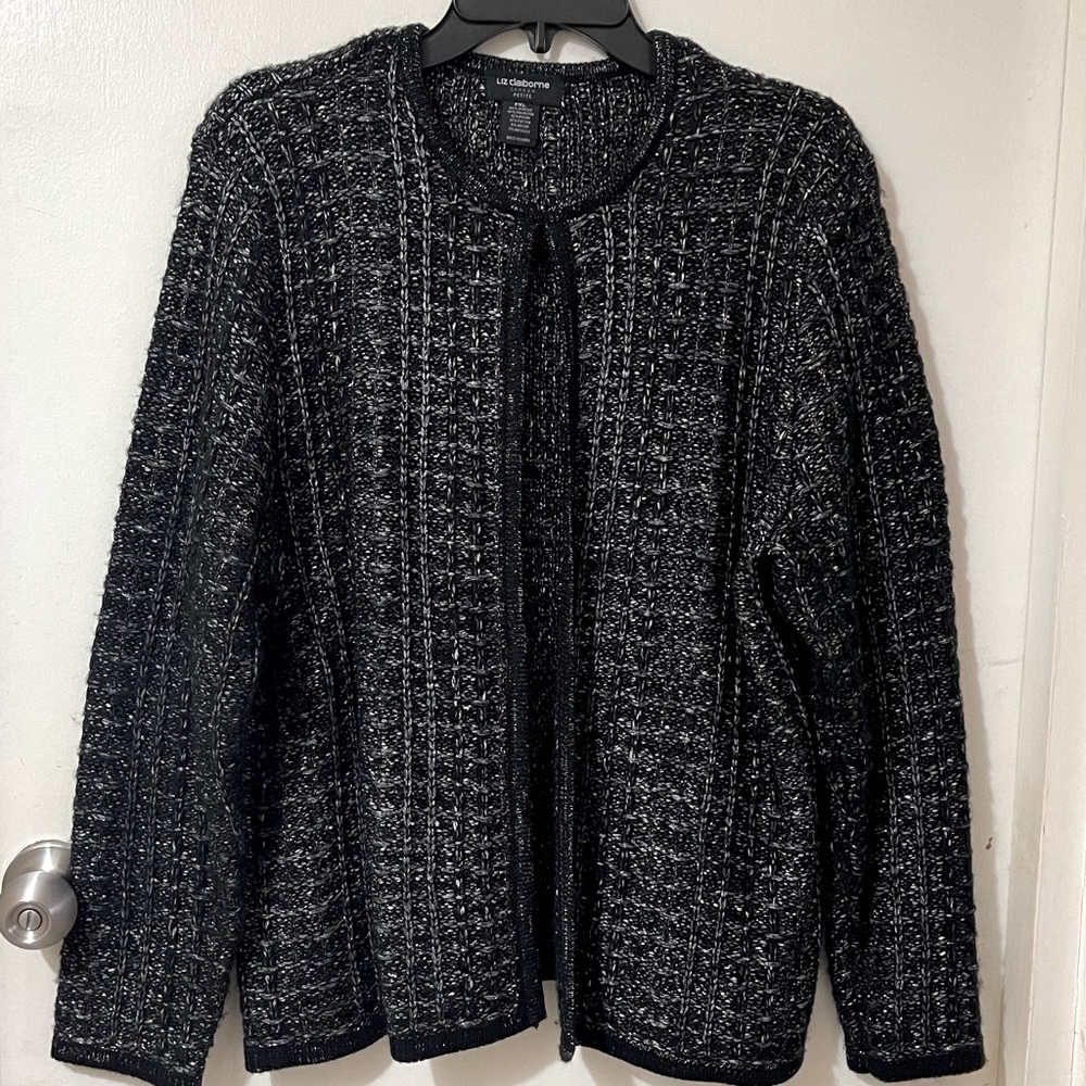 Elegant black Liz Claiborne cardigan in size petite XL.